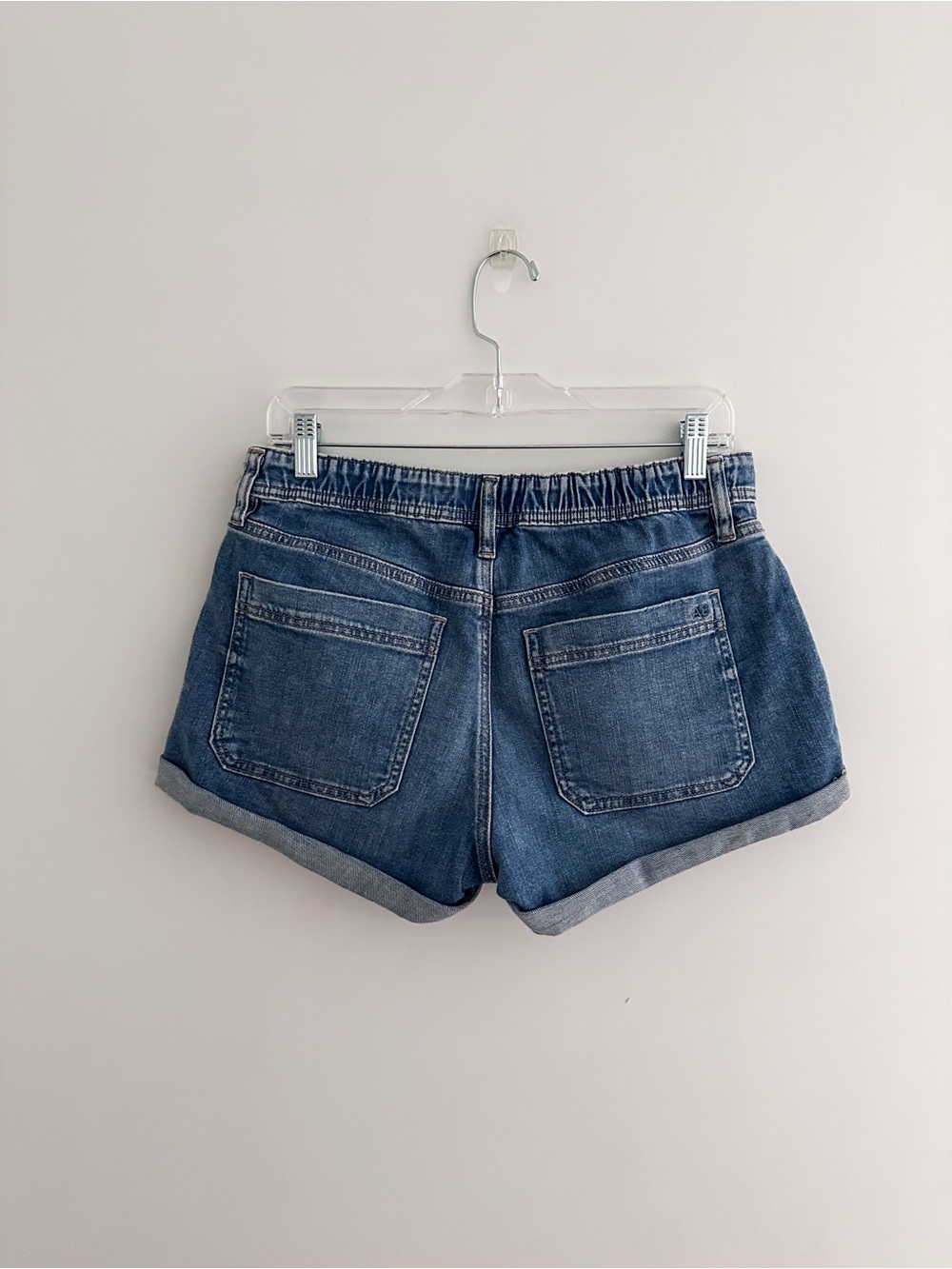 American Eagle Easy Shortie Denim Shorts Cuffed Hem Utility Style Size 4 - Picture 3 of 5
